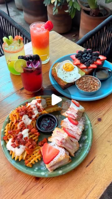Templo Bonsái — brunch spread